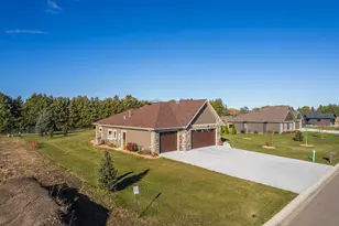 626 Lake Forest Cir, Detroit Lakes, MN 56501 - Photo 29