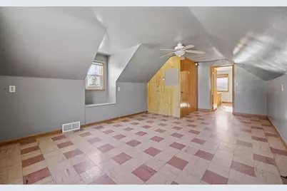 1604 Ives Avenue N, Glencoe, MN 55336 - Photo 15