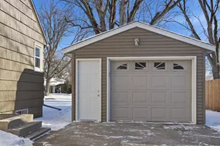 1604 Ives Ave N, Glencoe, MN 55336 - Photo 25
