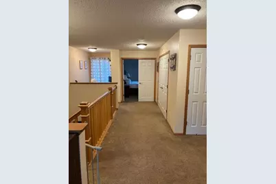 327 Naegele Avenue, Columbia Heights, MN 55421 - Photo 9