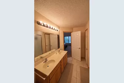 327 Naegele Avenue, Columbia Heights, MN 55421 - Photo 15