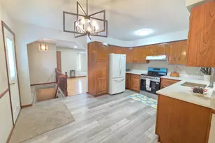 6801 Toledo Ave N, Brooklyn Center, MN 55429 - Photo 9