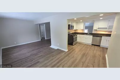 515 Central Drive E, Braham, MN 55006 - Photo 7