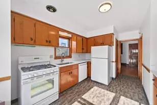 215 W 34th St, Minneapolis, MN 55408 - Photo 13