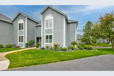 479 Mariner Drive, Bayport, MN 55003 - Photo 1