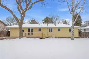 2620 Roth Pl, White Bear Lake, MN 55110 - Photo 31