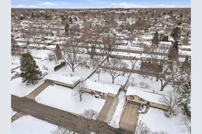 2620 Roth Place, White Bear Lake, MN 55110 - Photo 35