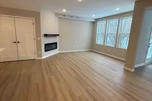 12842 Sawyer Ln, Rogers, MN 55374 - Photo 5