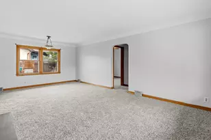 1345 Berkeley Ave, Saint Paul, MN 55105 - Photo 5