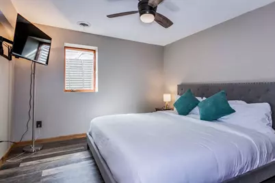 3653 Roosevelt Street NE, Saint Anthony, MN 55418 - Photo 17