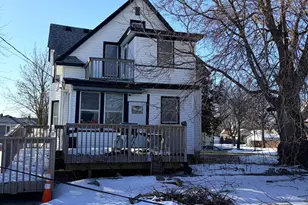 971 Aurora Ave, Saint Paul, MN 55104 - Photo 3