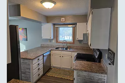 3720 Cedar Creek Court, Fairmont, MN 56031 - Photo 3