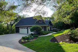 23400 Woodland Ridge Dr, Lakeville, MN 55044 - Photo 83