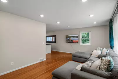 2500 Xylon Avenue S, Saint Louis Park, MN 55426 - Photo 7