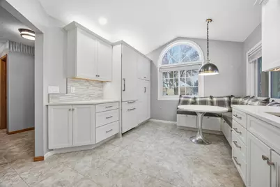 1202 41st Avenue N, Fargo, ND 58102 - Photo 7