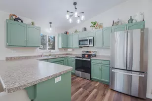 233 Pleasant Ridge Dr, Sauk Rapids, MN 56379 - Photo 3