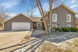 3890 Glacier Pl N, Plymouth, MN 55446 - Photo 1