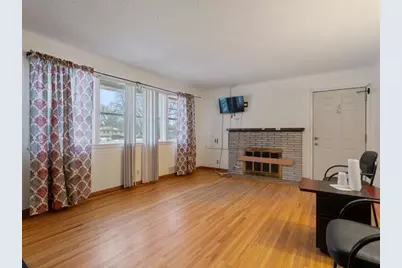 6018 Halifax Place, Brooklyn Center, MN 55429 - Photo 3