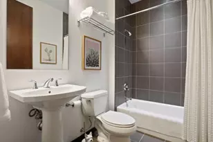 201 S 11th St, Minneapolis, MN 55403 - Photo 23