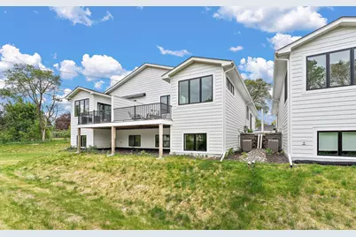2446 County Road D W, Roseville, MN 55112 - Photo 35