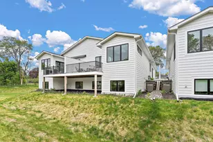 2446 County Rd D West, Roseville, MN 55112 - Photo 35
