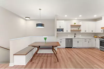 2446 County Road D W, Roseville, MN 55112 - Photo 11