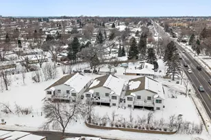 2446 County Rd D West, Roseville, MN 55112 - Photo 33