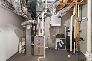 2446 County Rd D West, Roseville, MN 55112 - Photo 37