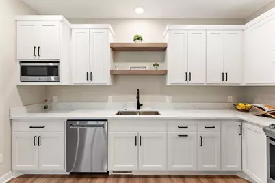 2446 County Road D W, Roseville, MN 55112 - Photo 7