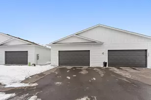 2450 County Rd D West, Roseville, MN 55112 - Photo 49