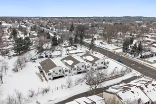 2450 County Rd D West, Roseville, MN 55112 - Photo 47