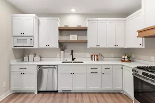 2450 County Rd D West, Roseville, MN 55112 - Photo 9