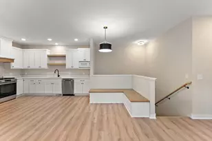 2452 County Rd D West, Roseville, MN 55112 - Photo 5