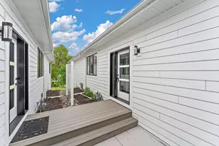 2452 County Rd D West, Roseville, MN 55112 - Photo 31