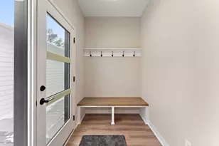 2452 County Rd D West, Roseville, MN 55112 - Photo 9