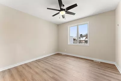 2452 County Road D W, Roseville, MN 55112 - Photo 15