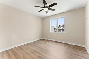 2452 County Rd D West, Roseville, MN 55112 - Photo 15