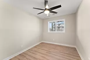 2452 County Rd D West, Roseville, MN 55112 - Photo 27