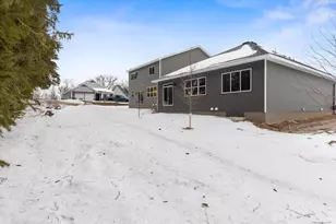 7739 Adler Trl, Inver Grove Heights, MN 55077 - Photo 3