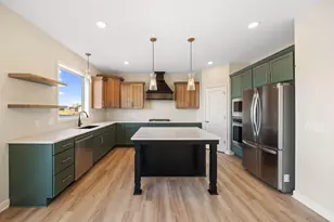 17965 Hidden Creek Trl, Lakeville, MN 55044 - Photo 11