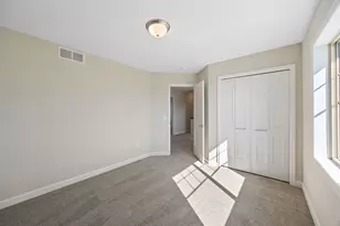 17965 Hidden Creek Trl, Lakeville, MN 55044 - Photo 23