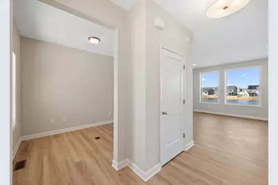 17965 Hidden Creek Trail, Lakeville, MN 55044 - Photo 5