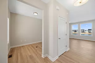 17965 Hidden Creek Trl, Lakeville, MN 55044 - Photo 5