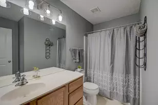 15444 Foster Dr N, Hugo, MN 55038 - Photo 13