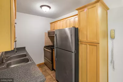 2446 Aldrich Avenue S #108, Minneapolis, MN 55405 - Photo 5