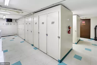 2446 Aldrich Avenue S #108, Minneapolis, MN 55405 - Photo 9