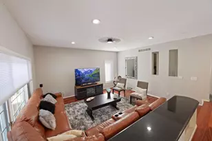 9046 Edinburgh Ln, Woodbury, MN 55125 - Photo 7