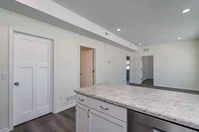 3122 Noble Drive, Mankato, MN 56001 - Photo 13