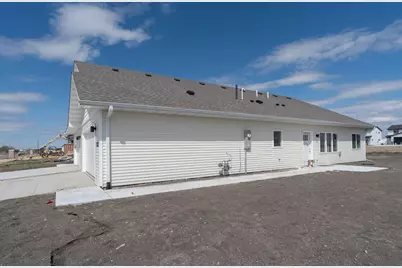 3122 Noble Drive, Mankato, MN 56001 - Photo 25