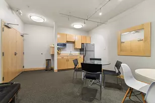 270 4th St E, Saint Paul, MN 55101 - Photo 23